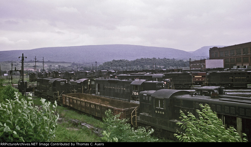 PRR Juniata E&M Shop Yard, 1966